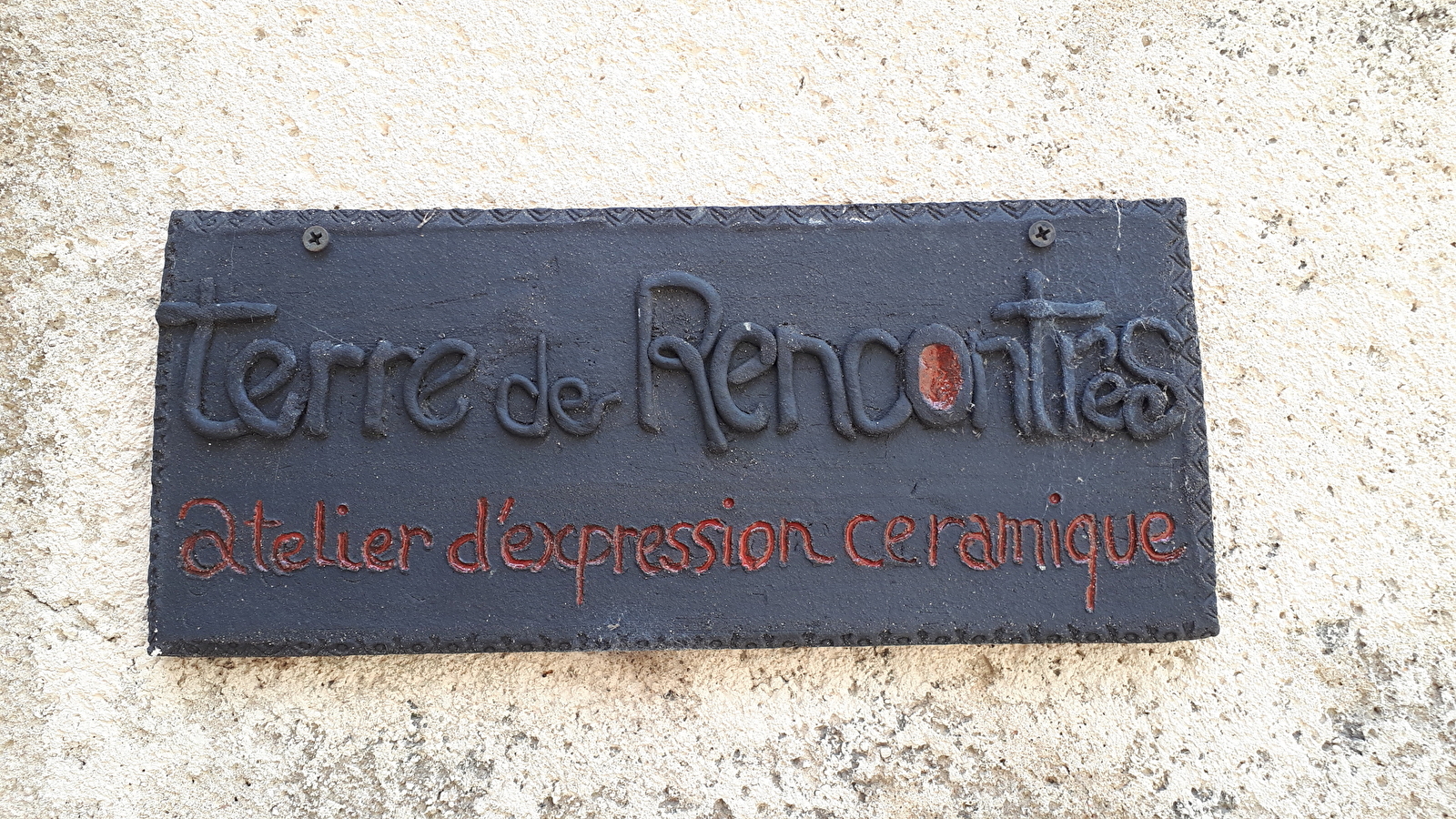 Atelier avec l'argile pour promouvoir l’art céramique : Terres de Rencontres 