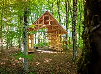 Aire d'éco Bivouac - SAINT-BRISSON