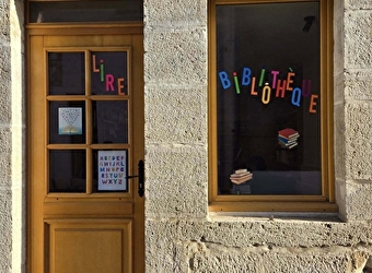 Bibliothèque - DORNECY