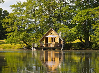 Cabanes Lacustres - Cabanes sur l'eau - Domaine du Château d'Ettevaux  - POIL