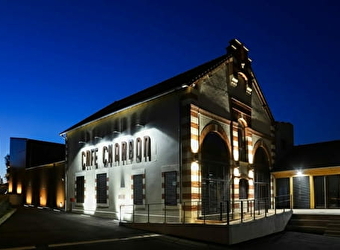 Salle de réception du Café Charbon - NEVERS