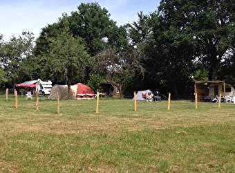 Domaine Le Gui (camping adapté pour chiens) - BICHES